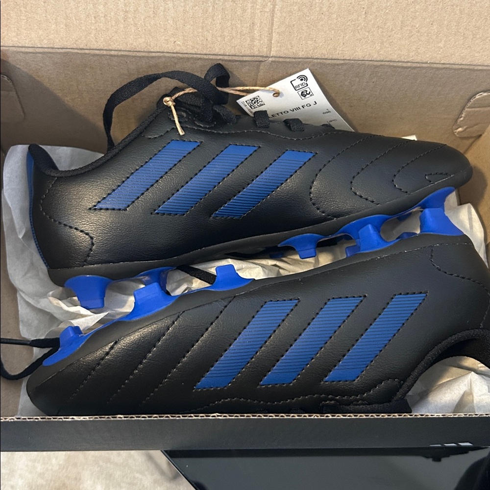 NWT Adidas Goletto soccer cleats, 1 1/2